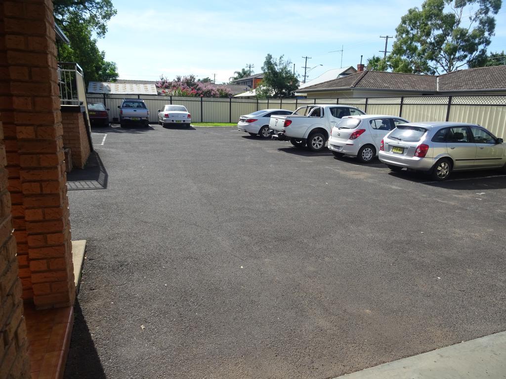 Centrepoint Motel Dubbo Exterior photo