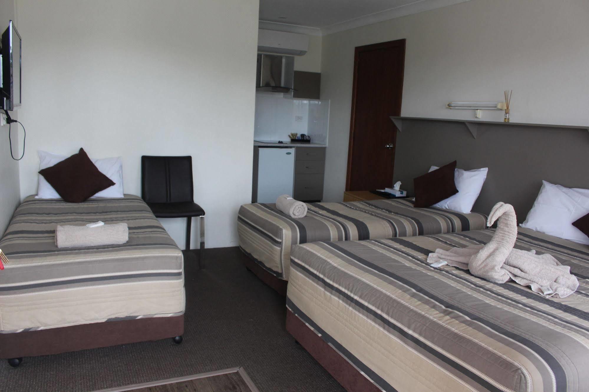Centrepoint Motel Dubbo Exterior photo